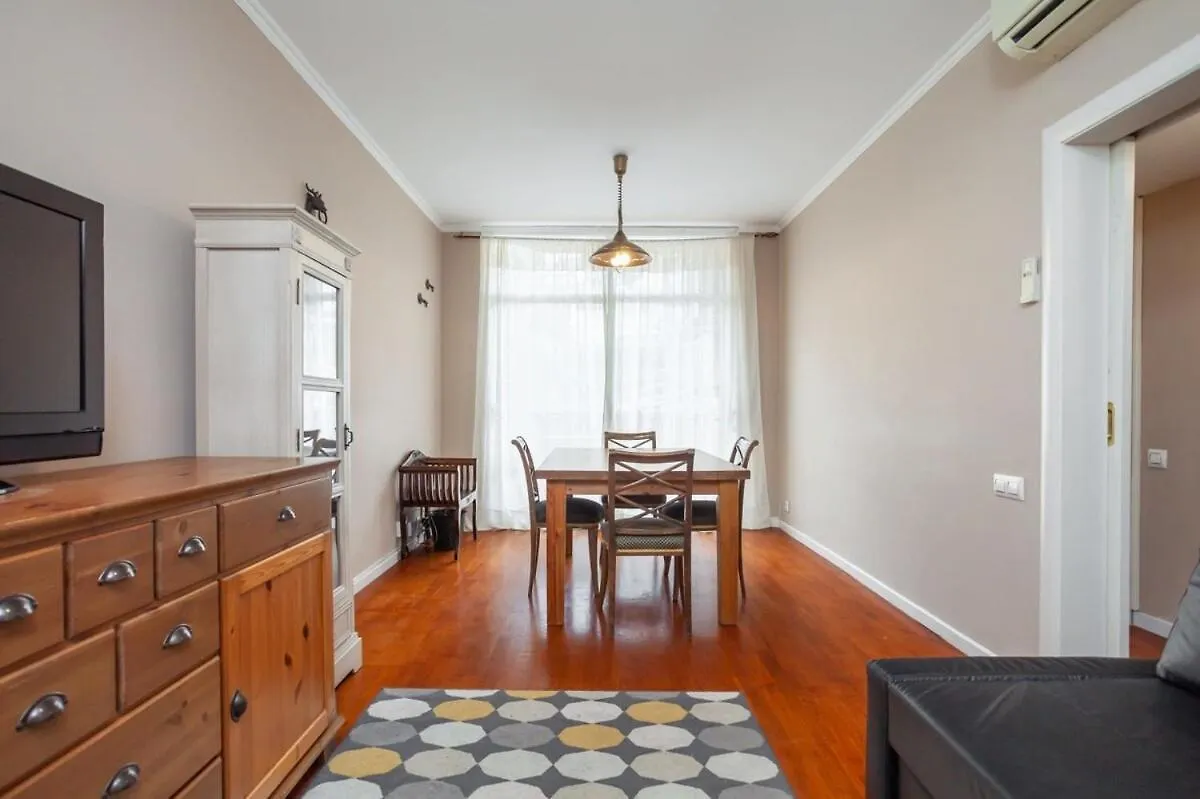 Next To Sagrada Familia 4-Bedroom Apartment Barcellona
