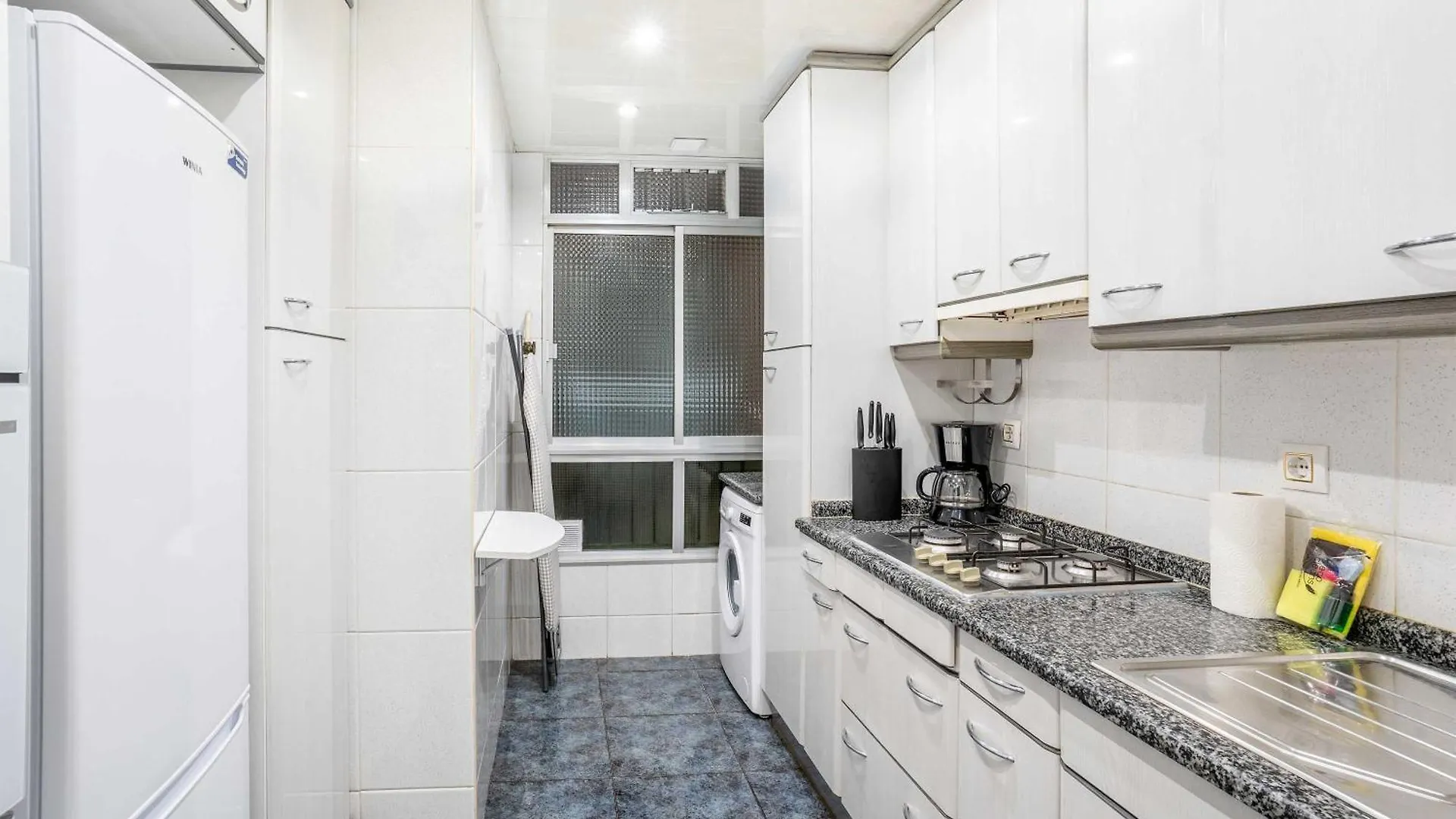 Next To Sagrada Familia 4-Bedroom Apartment Barcellona